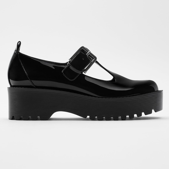 black flat platform shoes